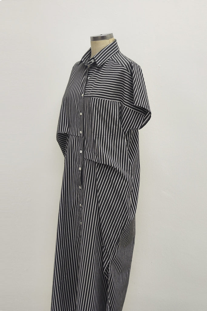 FRONT PLEATED SHIRT DRESS IN GREY STRIPE